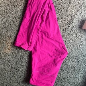 Lululemon Raspberry Wunder Under size 8